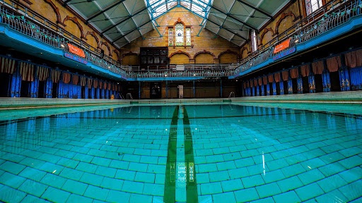 15/  @victoriabaths in Manchester. An Edwardian baths complex built 1906, the baths closed in 1993, the complex was left in a poor state. It won the final & though costs rocketed they started restoration and it is now open as an attraction & events venue. Restoration continues.
