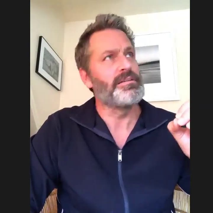 peterhermannnet's tweet photo. Very, uh, becoming ... Peter. 🧔
.
.
.
#YoungerTV #peterhermann https://t.co/Vxp5TLEL39