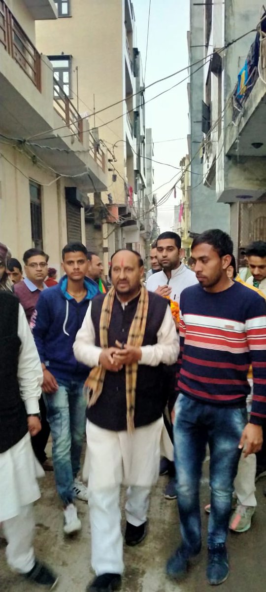 RajnishHindutva's tweet photo. कुछ बात जरूर होगी तेरे इस किरदार में,
यूं ही हर शख्स तेरा दीवाना नहीं होता।
#StartupsMeet
@BJP4India @narendramodi_in @AmitShah @JPNadda @PawanSh01107205 @BJP4Haryana @cmohry @DuttYogi https://t.co/rMIhsD80px