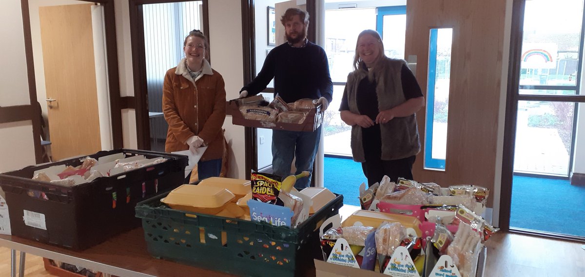 Thanks to <a href="/EastDurhamTrust/">East Durham Trust</a> we were able to deliver over 60 hot meals and 40 children's Lunch bags to people in Wheatly Hill, Wingate and Station Town <a href="/coopuk/">Co-op</a>