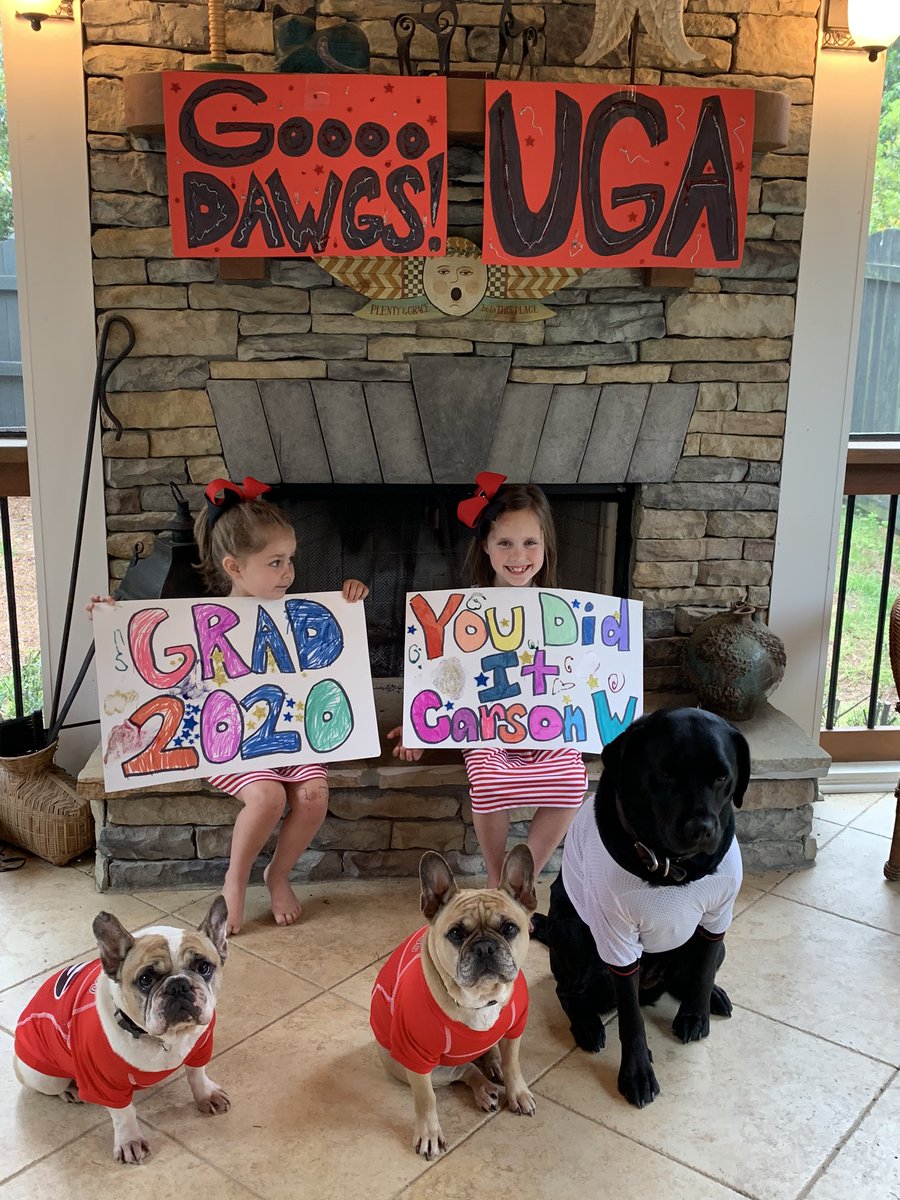 Today we celebrate senior Carson W! #MVAlphaOmega #MVUnites @MVPSchool the girls loved making posters and celebrating this awesome senior! Gooooo Dawgs! Congratulations Carson