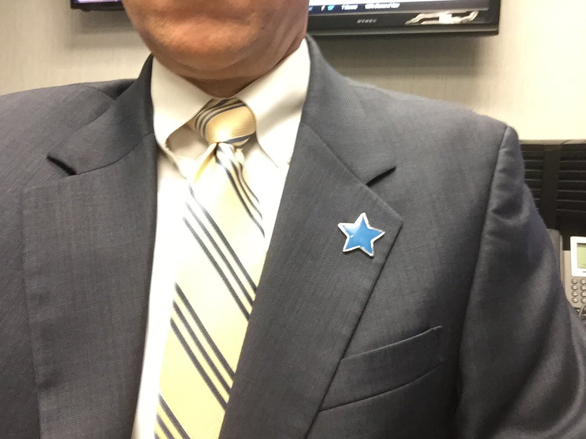 BickfordWX's tweet photo. Sporting my star for #WorldWishDay, and hoping at some point to be able to revisit the #SCTrailblazeChallenge! #MakeAWishSC https://t.co/jI9yhY8LLu https://t.co/Xx0low9dxp