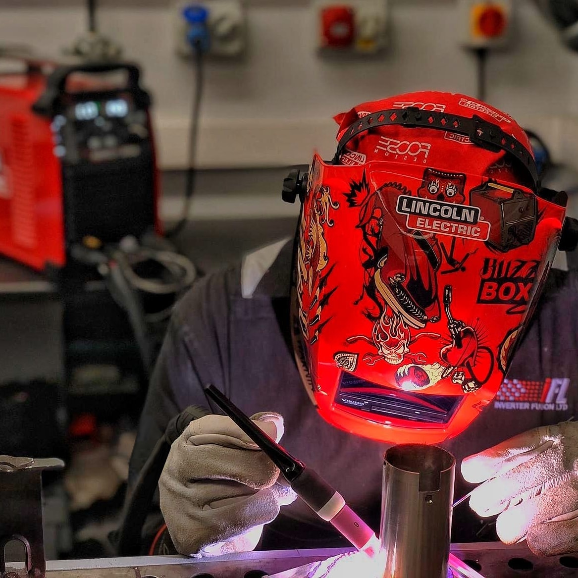 IFL_Welders's tweet image. #WeldWednesday here @IFL_Welders with @LincolnElectric  #WeldRed