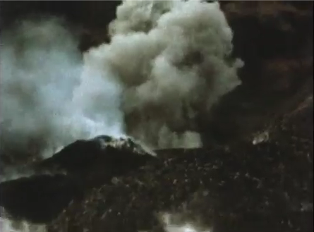 Erupción del volcán en Tristán de Acuña