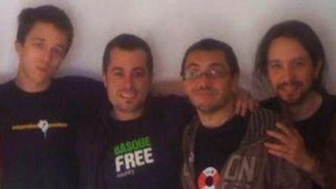 "España se quitará de encima la inmundicia que ustedes representan" (<a href="/PabloIglesias/">Pablo Iglesias 🔻{R}</a>).

Aquí con Katu, de ETA