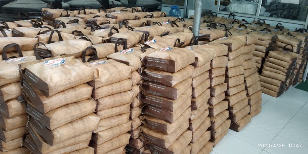 FarooqAmin's tweet photo. Latest Stocks ready for distribution among needy as committed. Covered 6 districts so far anantnag, Kulgam, pulwama, Budgam, Srinagar, Baramulla and jammu . Poonch, Rajouri ,Shopian ,Kupwara and parts of srinagar again in this phase. https://t.co/YFQVhmz12J