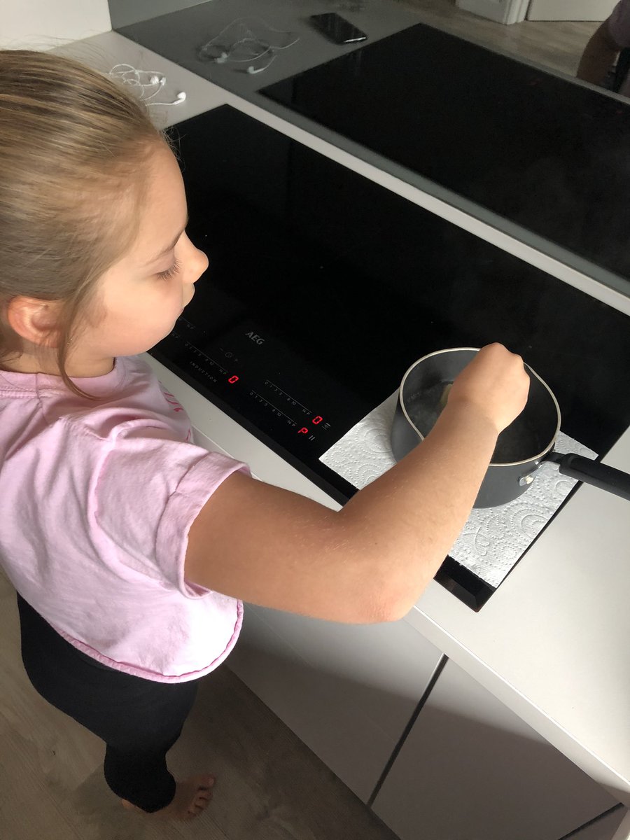 cazmills1's tweet photo. @WestBrettonJI @C3Bretton  Evie has been busy with her experiment today .... just need to be patient now to see what will happen 😊 https://t.co/ROPfFaVmxf