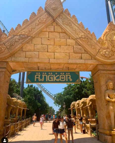 themeparks33's tweet image. Are you thinking of visiting Barcelona this year, don't forget to stop by PortAventura (in Tarragona) one of the best amusement parks in Spain. ⚠️If you want more information, visit our BLOG, link in bio⚠️
#portaventura #portaventuraworld #barcelona #bcn #tarragona #themeparks