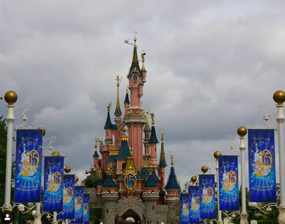 themeparks33's tweet image. DISNEYLAND PARIS 🏰
New post!!! Check it out in our blog!
#disney #disneyworld #disneyland #disneylife
#disneylove #disneylandparis #paris #france #spacemountain #mickeymouse #minniemouse #princess #fun #rollercoasters #themepark #amusementpark #familytime #family #travel #castle