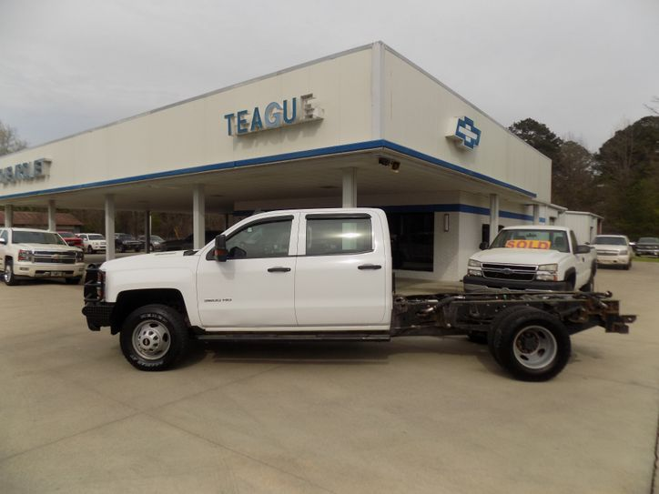 Cow Friends.  Pick the bed you need. Delivery available anywhere.

dennisteaguechevy.com/2016-chevrolet…