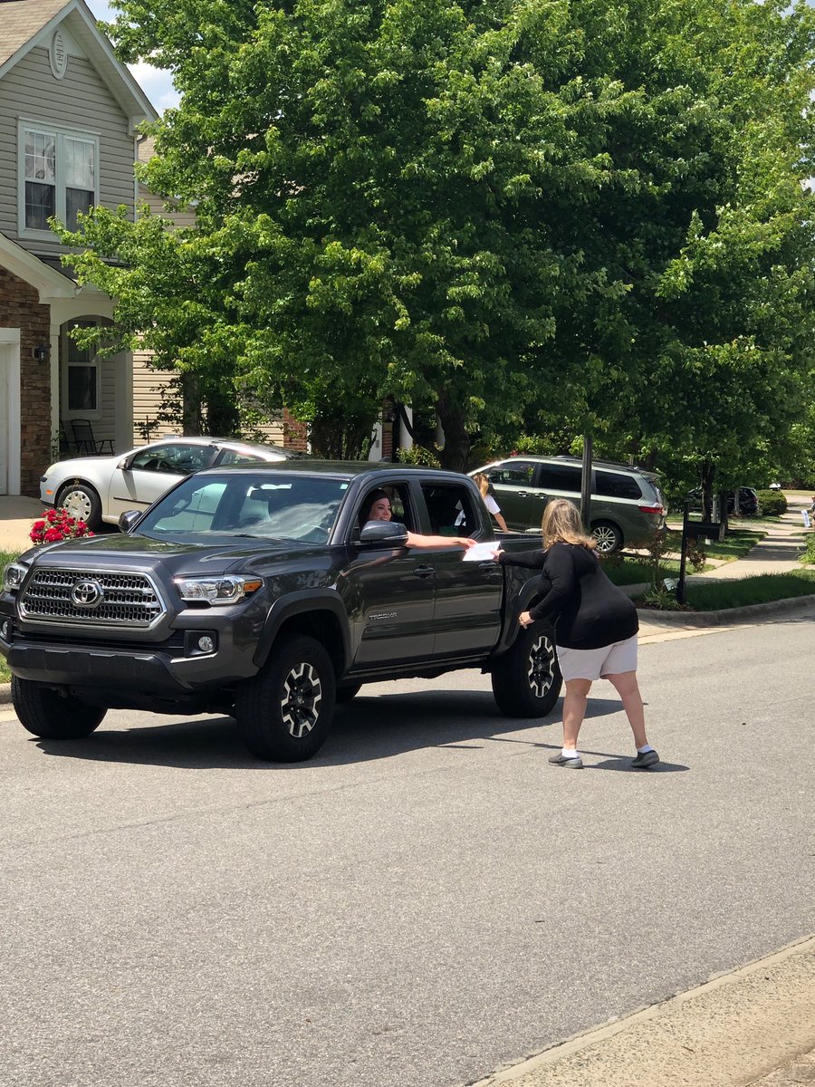 In honor of “Principal’s Day” on Friday Sycamore Creek staff decided to give our amazing and fearless leader her own parade! We love you <a href="/MCBrunson/">Melody Brunson</a> and are SO thankful for all that you do.💙💚💙

<a href="/SycamoreCreekES/">Sycamore Creek ES</a> <a href="/WCPSS/">Wake County Public School System</a>  <a href="/WRAL/">WRAL NEWS in NC</a>  <a href="/nckhui/">Keung Hui</a>