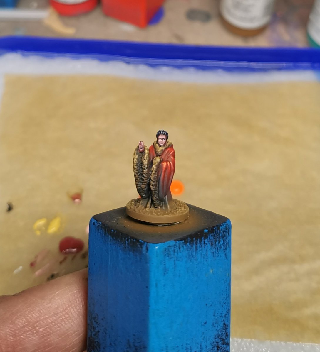 Maulwurfmann5's tweet photo. #dicedlivemalen So der erste ist fertig. Auch wenn der Stream gerade zum 2. Mal unterbrochen wurde. https://t.co/Kk4elnUvIw