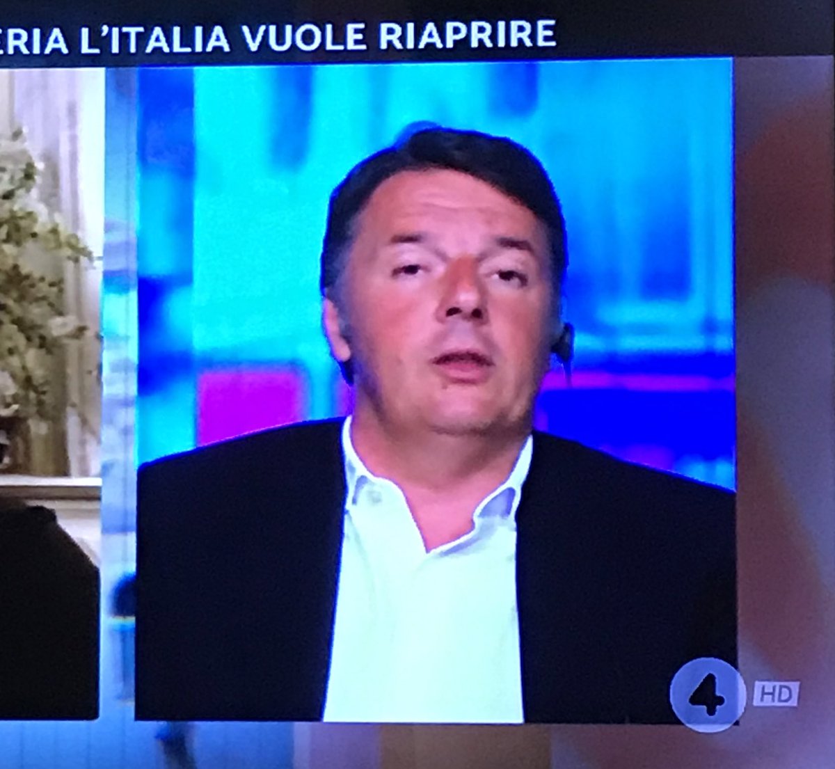 DavideSilvestr6's tweet photo. #Renzi :”il metodo #Genova, non è una novità. Il metodo #Giubileo metodo #Expo”. #ItaliaSemplice #StaseraItalia https://t.co/66YJNXwyUJ