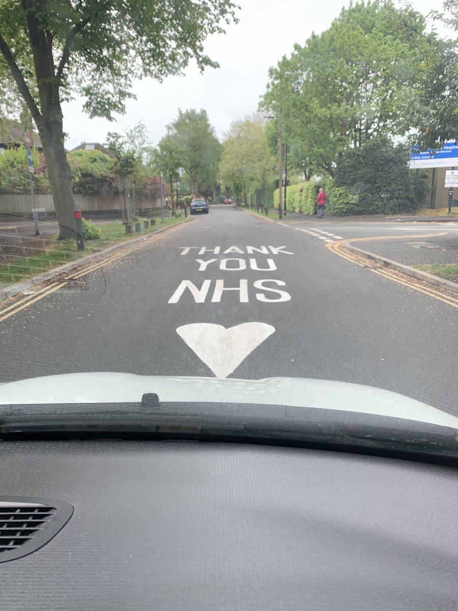 Lovely surprise on my way to work this morning <a href="/TraffordHosp/">Trafford Hospitals</a> <a href="/MFT_Pharmacy/">MFT_Pharmacy</a> <a href="/MFT_Chief_Pharm/">@MFT_Chief_Pharmacist</a> proud to work for the NHS
