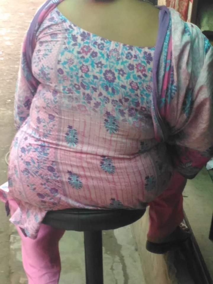 FapperVikki's tweet photo. Aunty pls sit on my face... https://t.co/B8ywBIfSjf