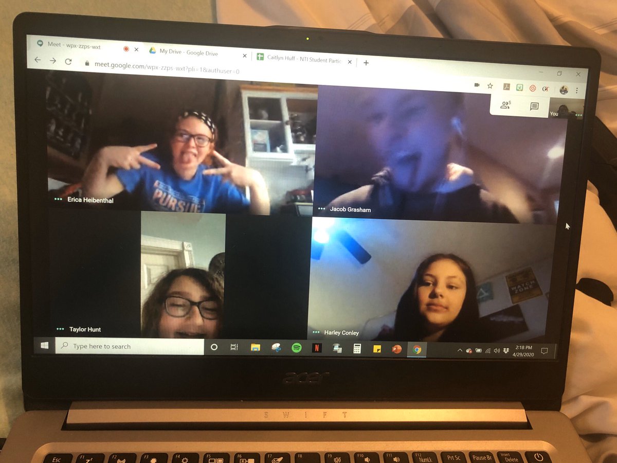 mshuffgms's tweet image. I decided to change up our Google Meets today by having a Scavenger Hunt! Let’s just say they loved it! ❤️❤️ #missthem