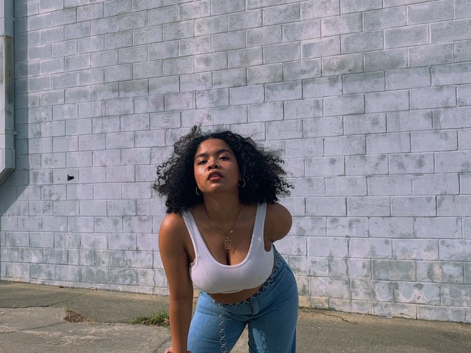 Janayah.’s pics and videos