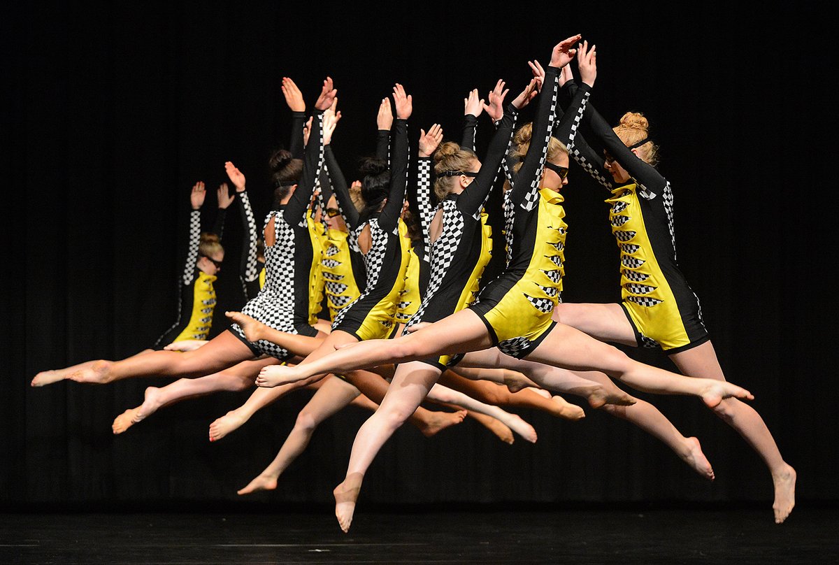 SurreyDanceFest's tweet photo. It's #InternationalDanceDay2020 Here is a flash back #throwback to some of our incredible @SurreyDanceFest performances...#staysafe #staydancing @stayapART! CY nxt yr! #dancebc @Crostyca @BalletBC https://t.co/Yr08bIEKVm