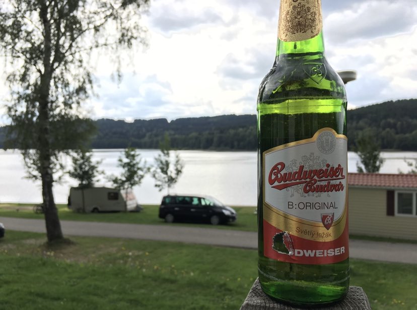 jervz1987's tweet photo. @Papahen68 @cvdekrabkes Nou idd 😕 andere hadden we aan de tsjechie’se halve liters gezetten 👌 https://t.co/9WUIWVp73I