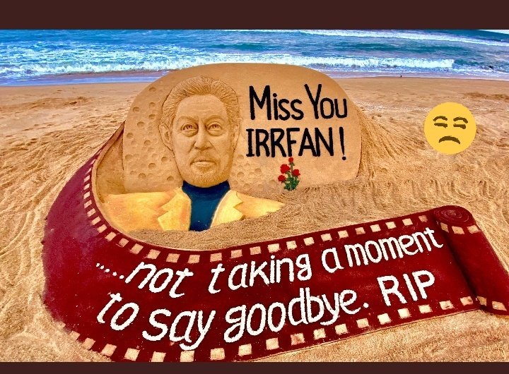 SSwadhinata's tweet photo. व्यक्तिव इरफ़ान खान और कलाम जैसा होना चाहिए 🙏✌👌बिना धर्म का भेद किये मुस्लिम से ज्यादा हिन्दू रो रहा हैं !यू नम आँखों की गहराई का मंजर कुछ यू कह लीजिये पूरा हिंदुस्तान रो रहा हैं IrrfanKhan https://t.co/kqfrLJdWUG