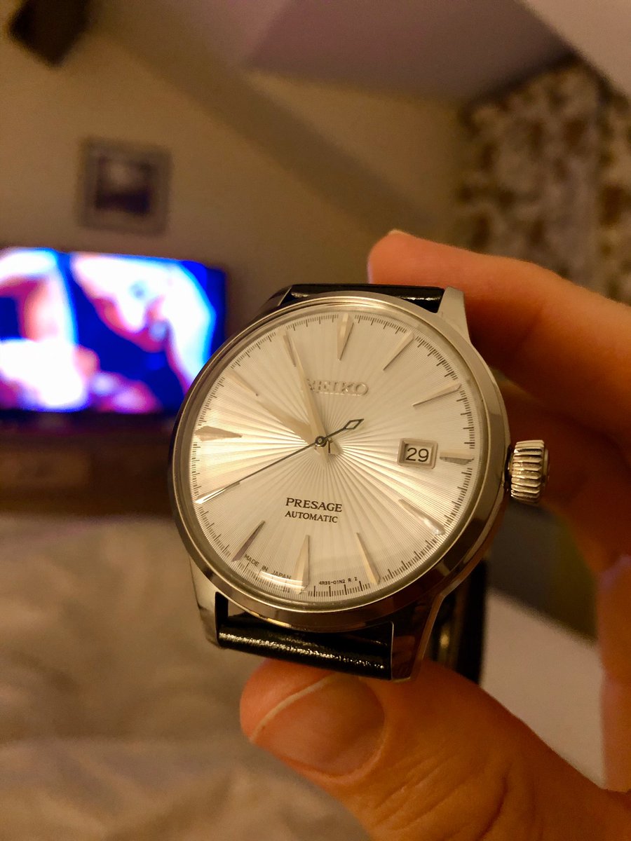 WatchLover2's tweet photo. Really loving the dial... #cocktailtime https://t.co/2T9x3WfT07