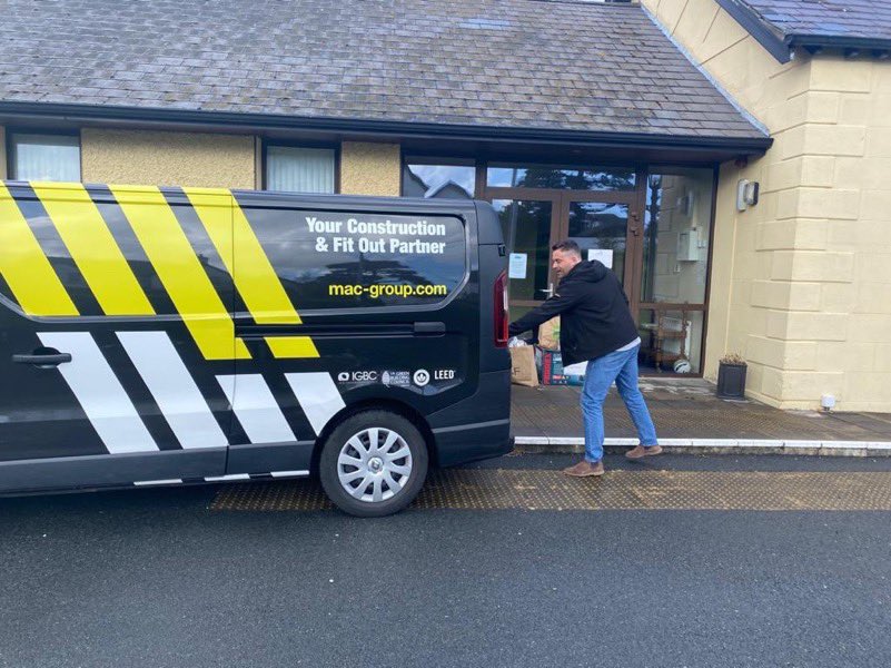 pj10mac's tweet photo. Big shout out to our site teams in Dublin today out supporting Tiglin & The Lighthouse Homeless kitchen - together they supplied 359 hot meals to the homeless and venerable. #tiglin #TheLighthouse #macgroup https://t.co/efYDbNkvfg https://t.co/5nKU8eG6in