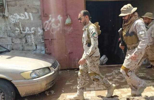 _joolya5's tweet photo. من ماضي الوقت للحاضر وحنا كذا
اليا سمعنا الشدايد جات.. جينا نعدي

ياويل شلّة عدن من يوم جاهم هذا :
أسد عتيبه "مجاهد بندر المرشدي" 👍🏻 https://t.co/4T7dp0kXgI