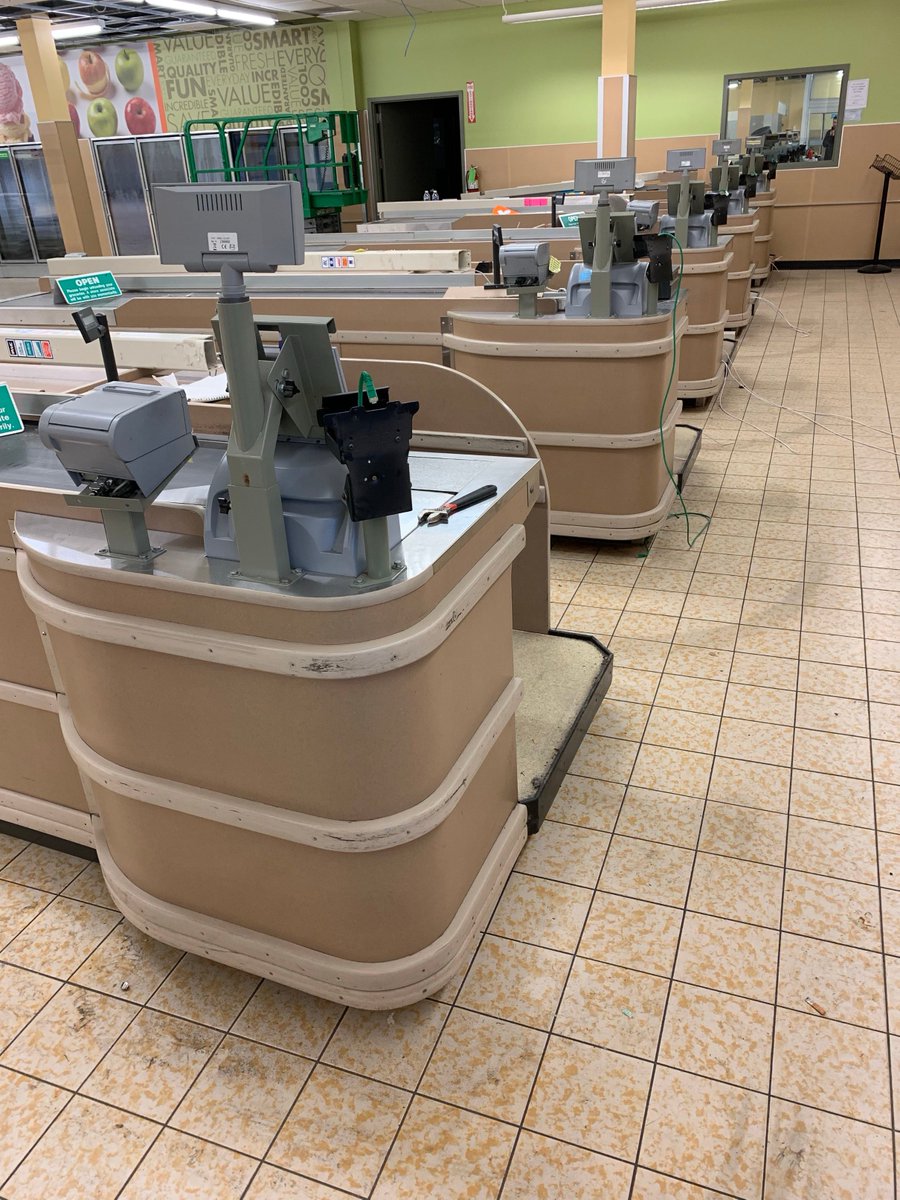 JacksonTechCo's tweet photo. Proper removal and disposal of network equipment is important in terms of company's sensitive data. There's a percentage that some data breaches came from improper disposal of network hardware.
#networkhardware #properdisposal #equipmentremoval #databreach #personaldata https://t.co/37qmdWic5t
