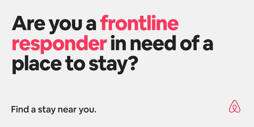 Airbnb's tweet photo. Reminder to all frontline responders 👇

You can find a place to stay with thousands of Airbnb hosts who have opened their homes to those on the frontlines of COVID-19.

Sign up for #FrontlineStays now: https://t.co/YFiYo1bHa1 https://t.co/BqZXc75Tw5