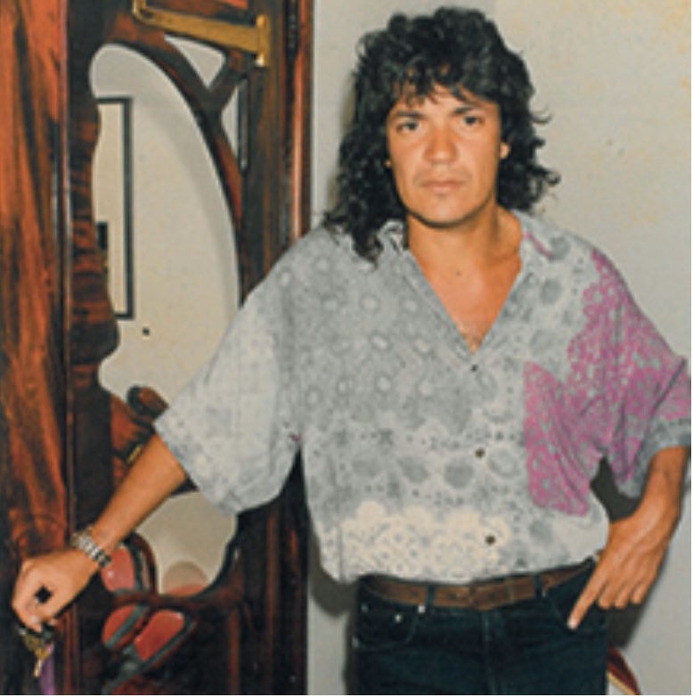 NEW episode is now live! 🙌 Catch the story of a Brazilian footballer who never actually played football and who eventually came to be known as football’s greatest conman 👉 linktr.ee/Grifterpodcast 
#PodernFamily #truecrime #podcast #podcastrecommendation