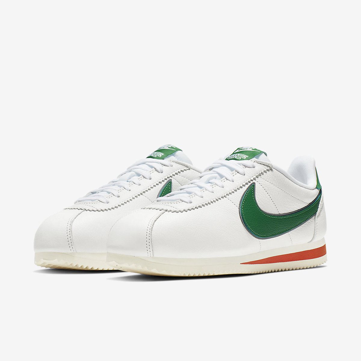 KicksFinder's tweet photo. Ad: Few sizes left. Select styles from the Stranger Things x Nike collection are back in stock at Nikestore!

Blazer Mid 'Upside Down' https://t.co/AfmMqn7L28
Cortez 'Hawkins High' https://t.co/3NxF6C4qVV https://t.co/Ky9CM4JjhR