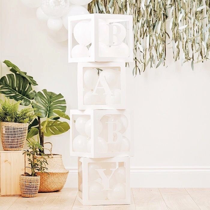 StylingSweet's tweet photo. BABY BLOKKEN 
Plaats de blokken tijdens de Coronavirus voor het raam voor de mooiste drive-thru-babyshower! 
Zet een tafel voor bij de deur en laat je gasten het baby shower of kraamcadeau hierop neerzetten.
https://t.co/mU7YiyXoUA https://t.co/Jtt8rnHvIf