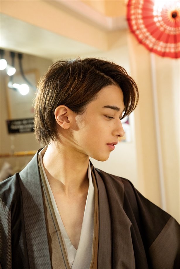 Unleashthegeek Actors With The Most Beautiful Profiles Ranking 1 Arata Mackenyu 492 Votes 2 Sato Takeru 432 Votes 3 Yokohama Ryusei 339 Votes Survey Method Internet Research Survey Target Male