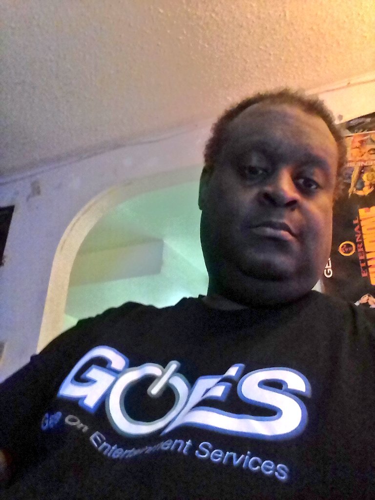 ANorthGameShows's tweet image. Shoutout to Erin and the crew at @GameOnEntertain.
(of #GamingNorth fame)
Thinking of you guys. #SupportLocalBusinesses