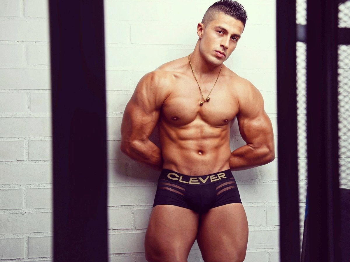 Dante Santos (@DanteF4F): Hot Latino Cam Hunk You Need To Follow On Flirt4F...
