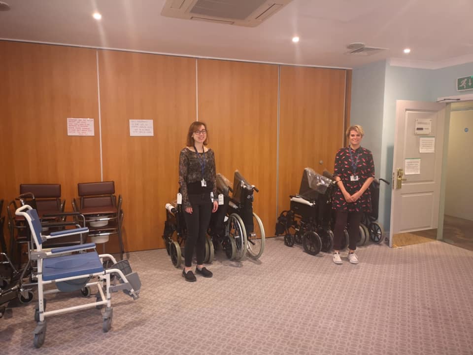 Our adult care occupational therapists are carrying out vital work to support residents during the Coronavirus pandemic. They are assisting with hospital discharges, assessing for equipment &amp; ensuring residents are supported at home. Thanks to all our OTs for their work👏👏👏
