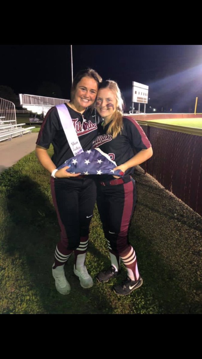 Happy birthday <a href="/LyndsiAdamson/">lynds</a>!! There’s nothing I miss more than taking then taking the field and putting up the flag with you!! Love you💜💜