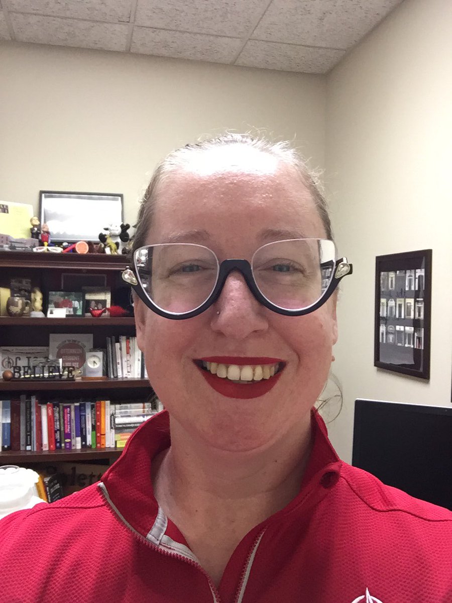 colettemae's tweet photo. Work from Home Day 25: black bottom frames and my @Otterbein Student Affairs 1/4 zip! #Otterbein #GoCards #OTTERBeInThisTogether https://t.co/1c1MBBIgo0