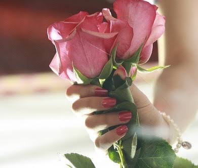 NehalMohsen6's tweet photo. @Ahmed30207058 هههههههههه لا طبعا انا بكتب بيعحبني بس والله اوقان بكتبه بكون بعبر ع حالتي لان حياتي مش فيها اشياء كتير حلوه يعني بس هيك مش لحدا كلامي
وشكرا كتير لكلامك الجميل 🌹🙏 https://t.co/lXnj2GL4Cb