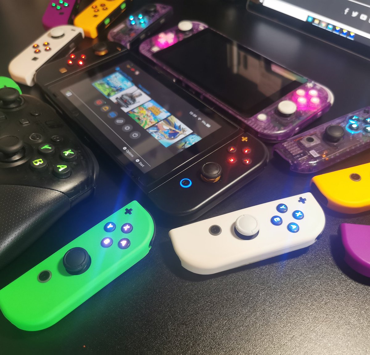 LestatsMods's tweet image. #customswitch