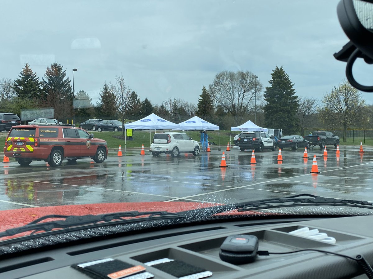Novi3232's tweet photo. The Novi Professional Fire Fighters want to thank the Novi Public Safety Administration @ChiefMolloy and the City of Novi for giving all members of the Novi Fire Department the opportunity to be tested for COVID 19. Together, we well all get through this. #novifire @cityofnovi https://t.co/iDIeZMpURC