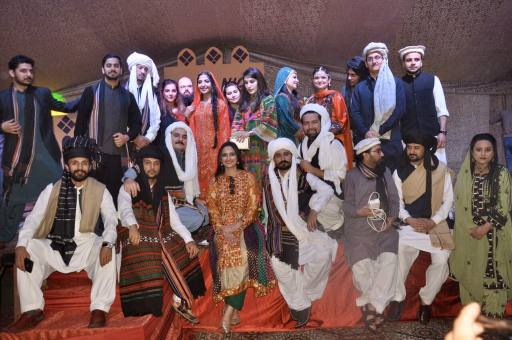 ismail_bakhtiar's tweet photo. Bolan Night #CSA #46thCommon https://t.co/V7Rwhb3saV