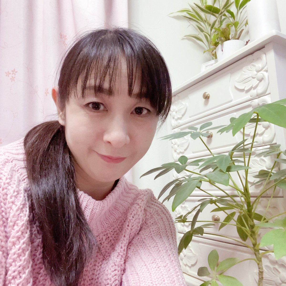 永野 百合香 tweet media