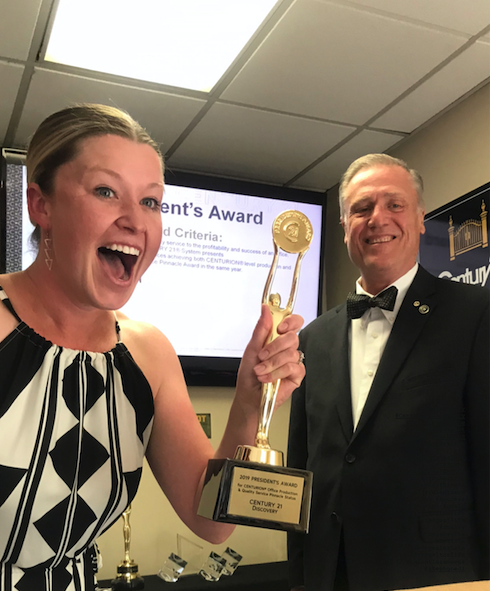 c21discovery's tweet photo. Our #C21Discovery Virtual Awards Ceremony was a blast!
See all the pics on our Facebook page.
#C21 #RelentlessAgent #Fullerton #Realtor
https://t.co/Ze5D5pjzyc https://t.co/A4QWCAV8YC