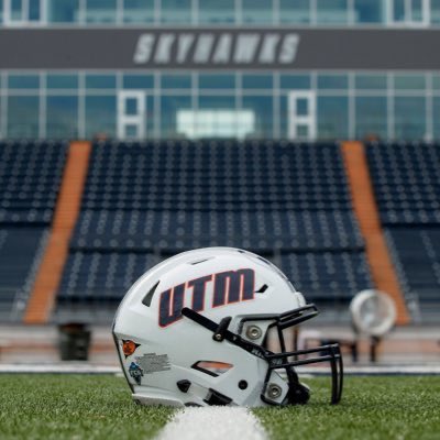 All praises to the most high, I’m blessed to receive an offer from The University Of Tennessee Martin @CoachOzUTM @UTM_FOOTBALL @HornetFB_1MOORE @larryblustein @DemetricDWarren @247Sports @OS_ChrisHays @Dwight_XOS @Rivals