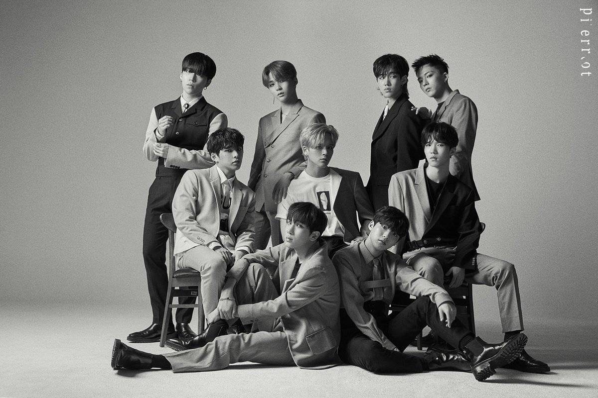 DIA_CRUNCH's tweet photo. D-CRUNCH 'Pierrot' 

Official Photo Teaser

2020.05.22 12:00 PM (KST)

#디크런치 #D_CRUNCH #Pierrot
#현욱 #현호 #OV #현우 #현오 
#민혁 #찬영 #정승 #Dylan
#NEW_RELEASE #COMEBACK https://t.co/4cy2tVscfD