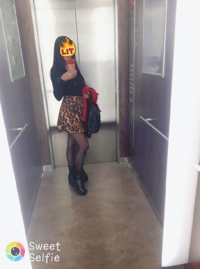 Naz12021625's tweet photo. 🤗🤗🤗🤗 https://t.co/ApSSKxREpN