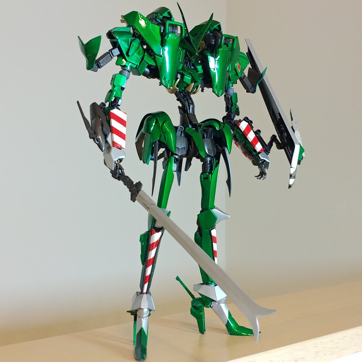 clashkinghiro's tweet photo. 鉄血MH参号機最終夜
鉄血MH"The Jagd Mirage Green Left"
今回で完成とします❗🤣
見て頂いた方々の励ましのお陰で形にする事が出来ました。アリガトウございました❗❗😆😆😆
#ガンプラ 
#ガンプラは自由だ 
#鉄血のオルフェンズ 
#鉄血MH 
#ファイブスター物語 
#FSS_jp 
#ヤクトミラージュ https://t.co/lSohntsraQ