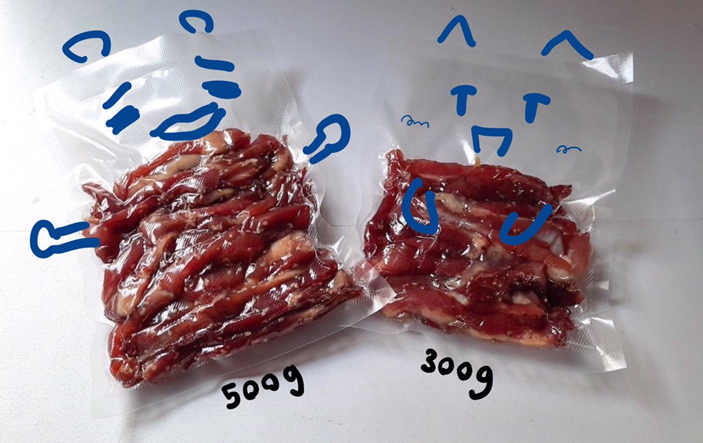 mamamhoo_'s tweet photo. เทียบ 2 ขนาด น้อนถุง 500g ก็คือได้เยอะมากกก ใช้หมูทำเกือบกิโล ทานไม่หมดเก็บแช่ฟรีซไว้ได้นาน 30-45 วันค่ะ https://t.co/5hHOSfw2gx