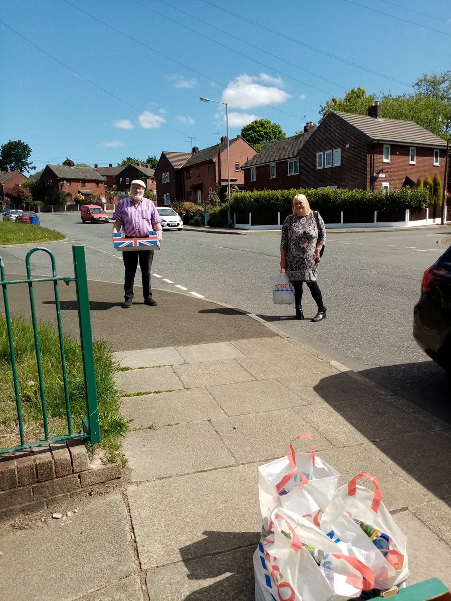 Doing our bit for the community this morning all food bags delivered 😁😁😁